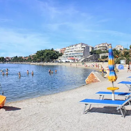 Apartmán With A Parking Space Stobrec, - 15782 Split